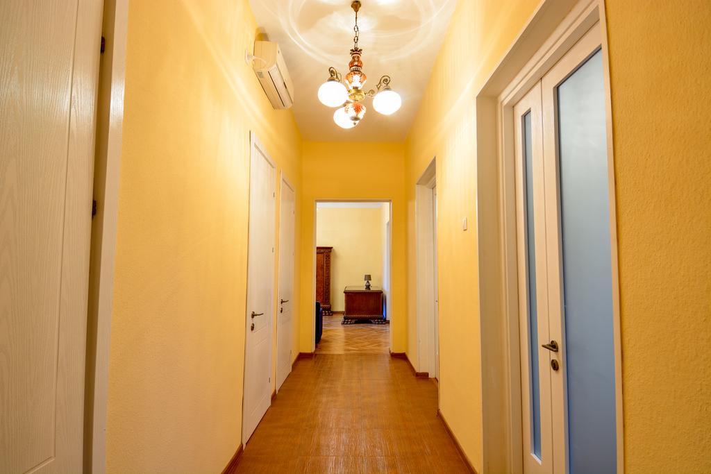 Gio'S Apartment Tbiliszi Kültér fotó