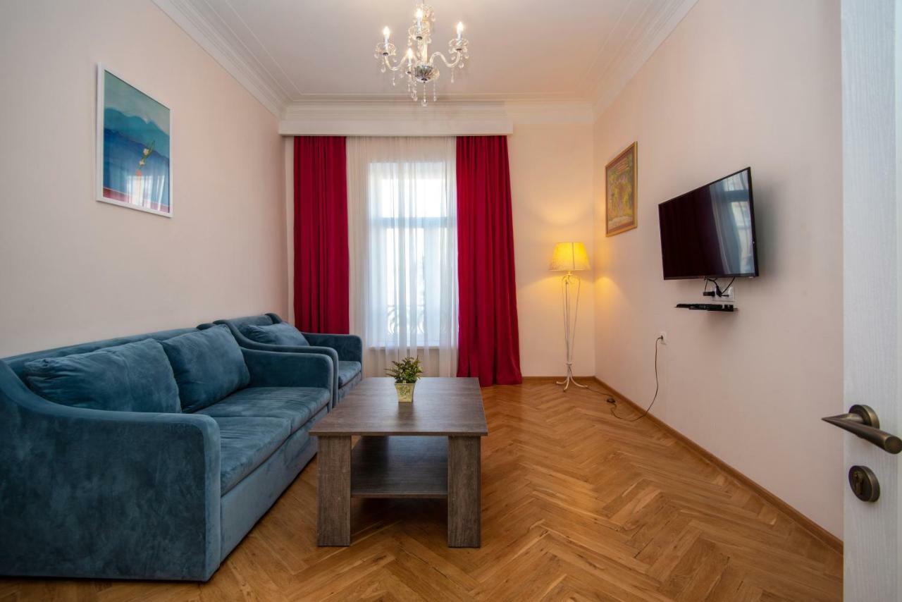 Gio'S Apartment Tbiliszi Kültér fotó