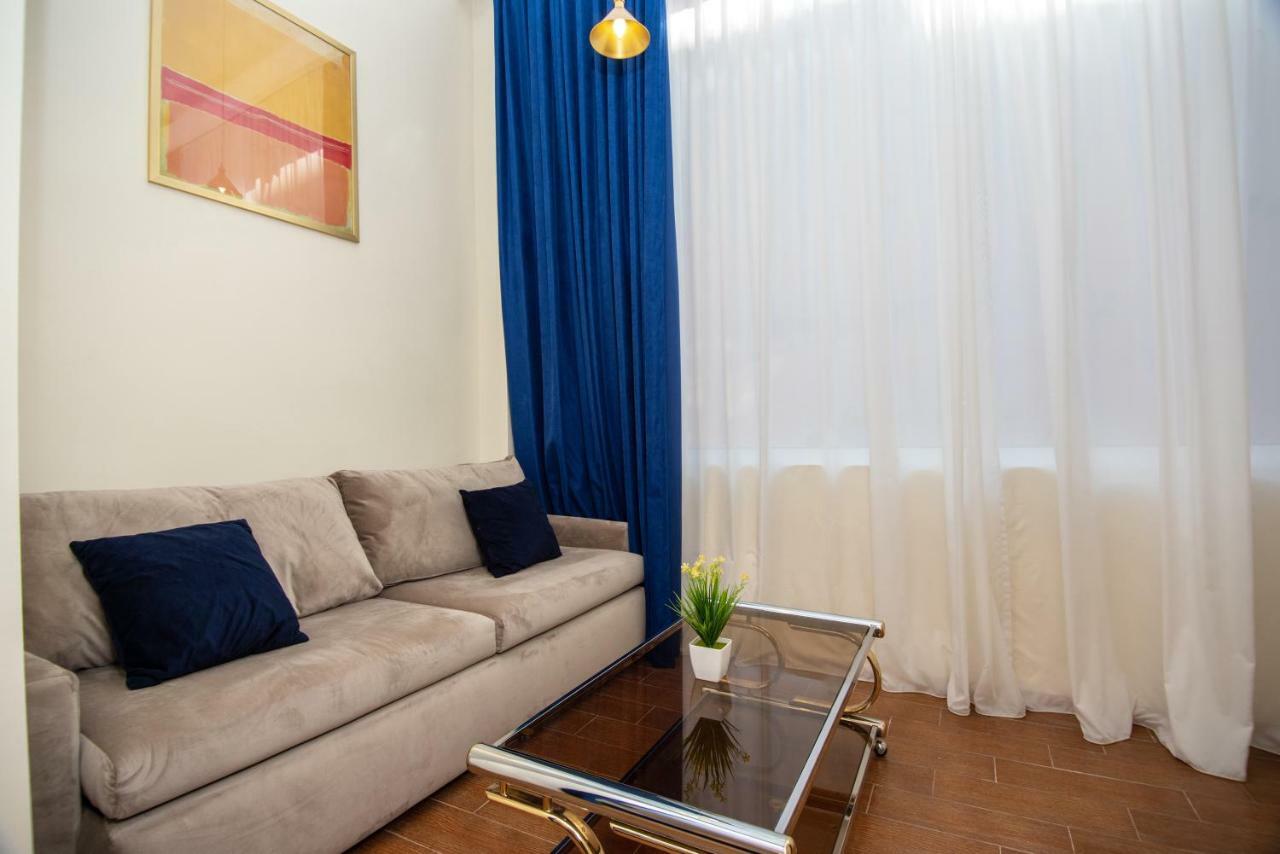 Gio'S Apartment Tbiliszi Kültér fotó